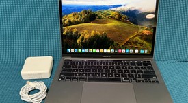 Good
													MacBook Pro 2020 - 13" - Apple M1, Gray, 512 GB, 16 GB, photo 1 of 6
