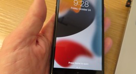 Fair
													Apple iPhone SE 3rd Gen 2022 - Verizon, Midnight, 64 GB, A2595, photo 3 of 5