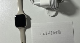Good
													Apple Watch Series 8 41mm - AT&T, Starlight, A2772 - Cellular, Aluminum, photo 3 of 3