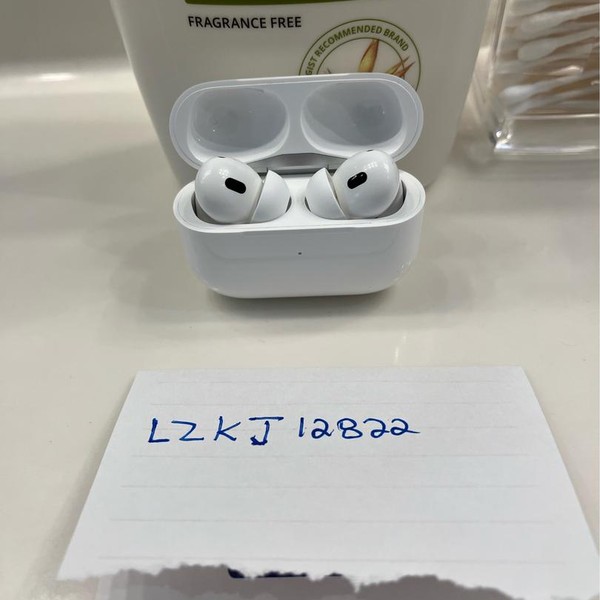 Apple AirPods Pro 2 - USB-C