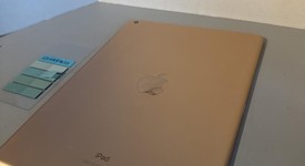 Fair
													Apple iPad 7th Gen - Wi-Fi, Gold, 128 GB, A2197, photo 5 of 7