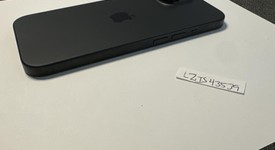 Mint
													Apple iPhone 15 - Unlocked, Black, 128 GB, A2846, photo 4 of 5