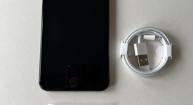 Good
													Apple iPhone 7 Plus - Unlocked, Jet Black, 32 GB, A1661, photo 3 of 9