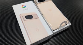Mint
													Google Pixel 8 - Unlocked, Rose, 128 GB, 8 GB, G9BQD, Sub-6 5G, photo 4 of 13