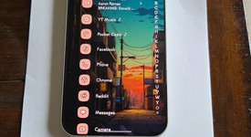 Mint
													OnePlus 15 - Unlocked, Sand Storm, 512 GB, 16 GB, photo 1 of 6