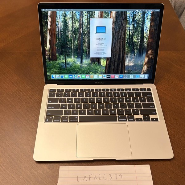 MacBook Air 2020 - 13 inch - 256 GB, Silver, 8 GB, Apple M1