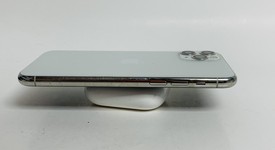 Good
													Apple iPhone 11 Pro Max - Unlocked, Silver, 256 GB, A2161, photo 4 of 9