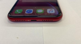 Good
													Apple iPhone Xr - Xfinity, Red, 128 GB, A1984, photo 3 of 9