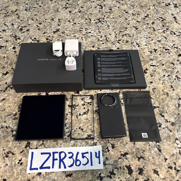 Honor Magic V3 - Unlocked Non-US, 512 GB, Black, 12 GB