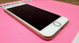 Good
													Apple iPhone 8 - Unlocked, Gold, 64 GB, A1863, photo 4 of 14