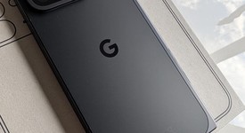 Mint
													Google Pixel 9 Pro Fold - Unlocked, Obsidian, 256 GB, GGH2X, photo 3 of 12