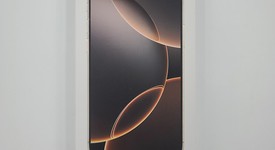 New
													Apple iPhone 16 Pro - Unlocked, Desert, 1 TB, A3083, photo 1 of 4