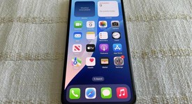 Mint
													Apple iPhone Xs Max - Unlocked, Silver, 64 GB, A1921, photo 1 of 8