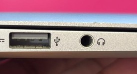 Fair
													MacBook Air 2015 - 11" - Silver, 256 GB, 8 GB, photo 5 of 13