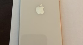 Mint
													Apple iPhone SE 3rd Gen 2022 - Verizon, Starlight, 64 GB, A2595, photo 2 of 8