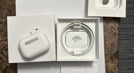 Used
													Apple AirPods Pro 2nd Gen - USB-C, photo 4 of 6