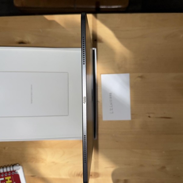 Apple iPad Pro 13 inch (M4) 2024 - Wi-Fi, 1 TB, Black, 16 GB, A2925, Standard Glass