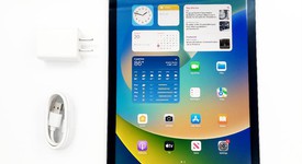 Good
													Apple iPad Air 5th Gen - Unlocked, Gray, 64 GB, A2589, photo 1 of 1