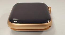 Mint
													Apple Watch Series 5 44mm - Gold, A2093 - GPS, Aluminum, photo 3 of 8