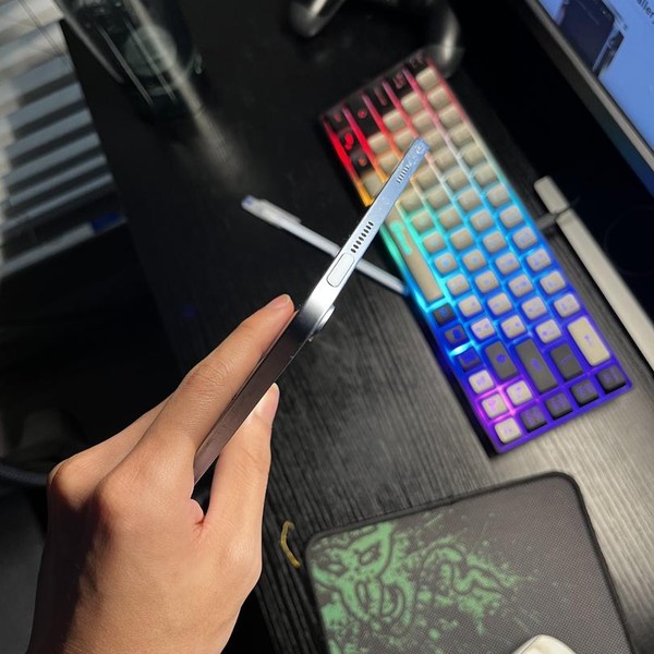 Apple iPad Mini 7th Gen - Wi-Fi, 128 GB, Blue, A2993