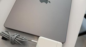 Mint
													MacBook Pro 2021 - 14" - Apple M1 Max, Silver, 2 TB, 32 GB, photo 1 of 10