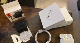 Used
													Apple AirPods Pro 2 - USB-C, photo 1 of 4