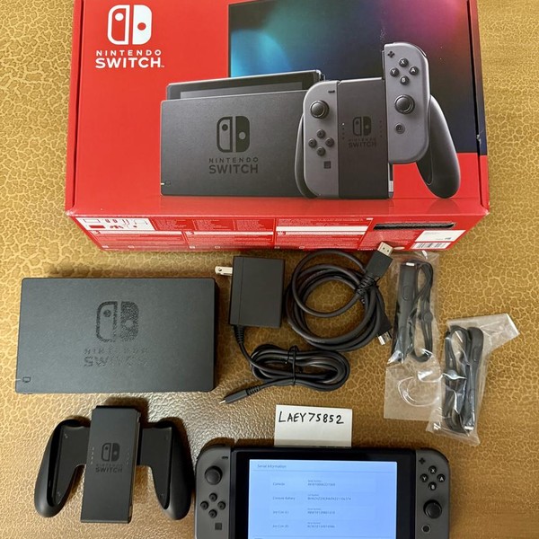 Nintendo Switch - 32 GB, Grey