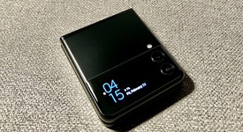 Mint
													Samsung Galaxy Z Flip3 5G - T-Mobile, Black, 128 GB, 8 GB, SM-F711U, photo 5 of 5