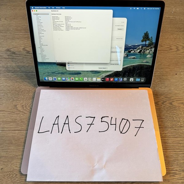 MacBook Air 2020 - 13 inch - Apple M1, Gold, 256 GB, 8 GB