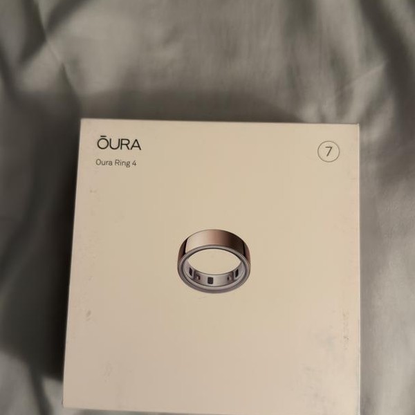Oura Ring Gen 4 - Rose Gold, Size 7