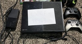 Good
													Xbox One (2013) - Black, 500 GB, photo 2 of 9