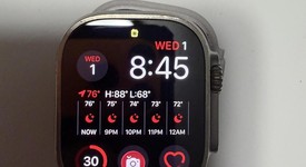 Good
													Apple Watch Ultra 2 49mm - Unlocked, Natural, A2986, photo 5 of 12