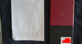 Mint
													Motorola Razr Ultra (2025) - AT&T, PANTONE Rio Red, 512 GB, 16 GB, photo 2 of 7