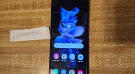 Good
													Samsung Galaxy Z Flip3 5G - Verizon, Black, 128 GB, 8 GB, SM-F711U, photo 1 of 4