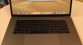 Good
													MacBook Pro 2018 (With Touch Bar) - 15" - I7, Gray, 256 GB, 16 GB, photo 4 of 10