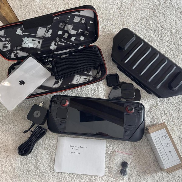 Steam Deck OLED - 1 TB, Clear, 16 GB, AMD, Limited Edition