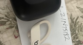 Used
													Beats Powerbeats Pro - Ivory, photo 5 of 6