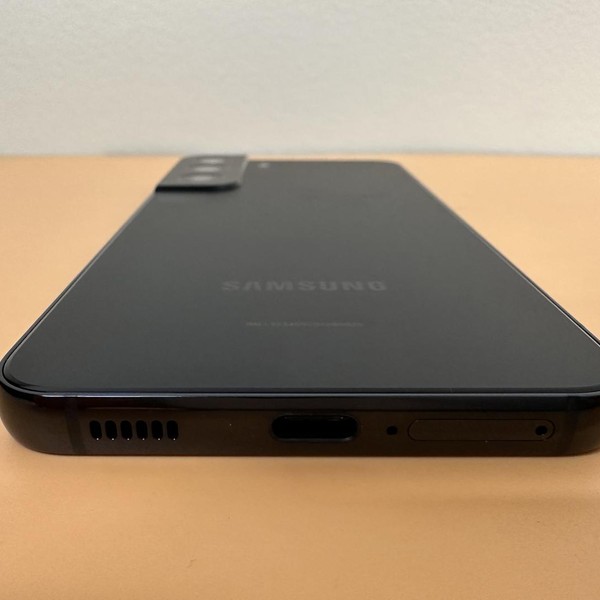 Samsung Galaxy S22 - Unlocked, 128 GB, Black, 8 GB, SM-S901U1