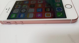 Good
													Apple iPhone SE 1st Gen 2016 - Verizon, Gold, 16 GB, A1662, photo 4 of 7