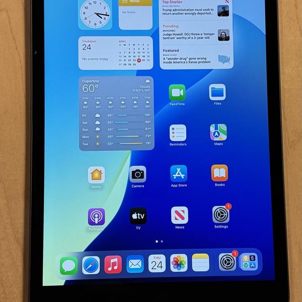 Apple iPad 8th Gen - Wi-Fi, 32 GB, Gray, A2270