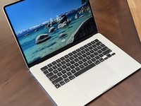 MacBook Air 2024 (M3) - 15"