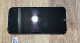 Good
													Apple iPhone SE 3rd Gen 2022 - Unlocked, Midnight, 64 GB, A2595, photo 2 of 3