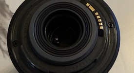 Good
													Canon EF-S 55-250mm f4-5.6 IS, photo 4 of 4