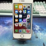 Fair Apple iPhone SE 1st Gen 2016 - Unlocked, 64 GB, Silver, A1662