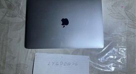 Good
													MacBook Pro 2020 - 13" - I5, Silver, 256 GB, 8 GB, photo 3 of 8