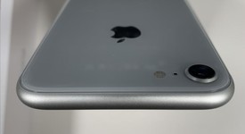 Good
													Apple iPhone 8 - AT&T, Silver, 64 GB, A1905, GSM, photo 4 of 7