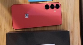 Mint
													Samsung Galaxy S25 - Unlocked, Coralred, 256 GB, 12 GB, SM-S931U1, photo 2 of 9
