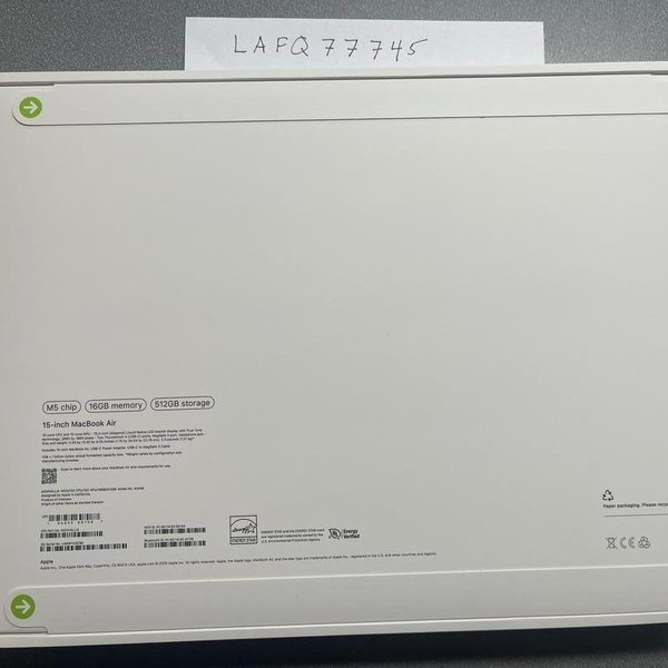 MacBook Air 2026 (M5) - 15 inch - 512 GB, Midnight, 16 GB, Apple M5 10-Core (10-core GPU)