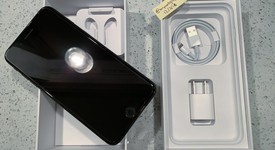 Mint
													Apple iPhone 7 Plus - Verizon, Black, 256 GB, A1661, photo 1 of 9
