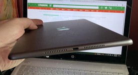 Good
													Apple iPad 9th Gen - Unlocked, Gray, 256 GB, A2603, photo 5 of 5